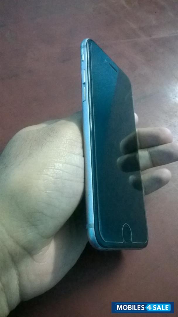 Silver Apple iPhone 6