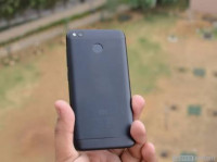 Black Xiaomi Redmi 4