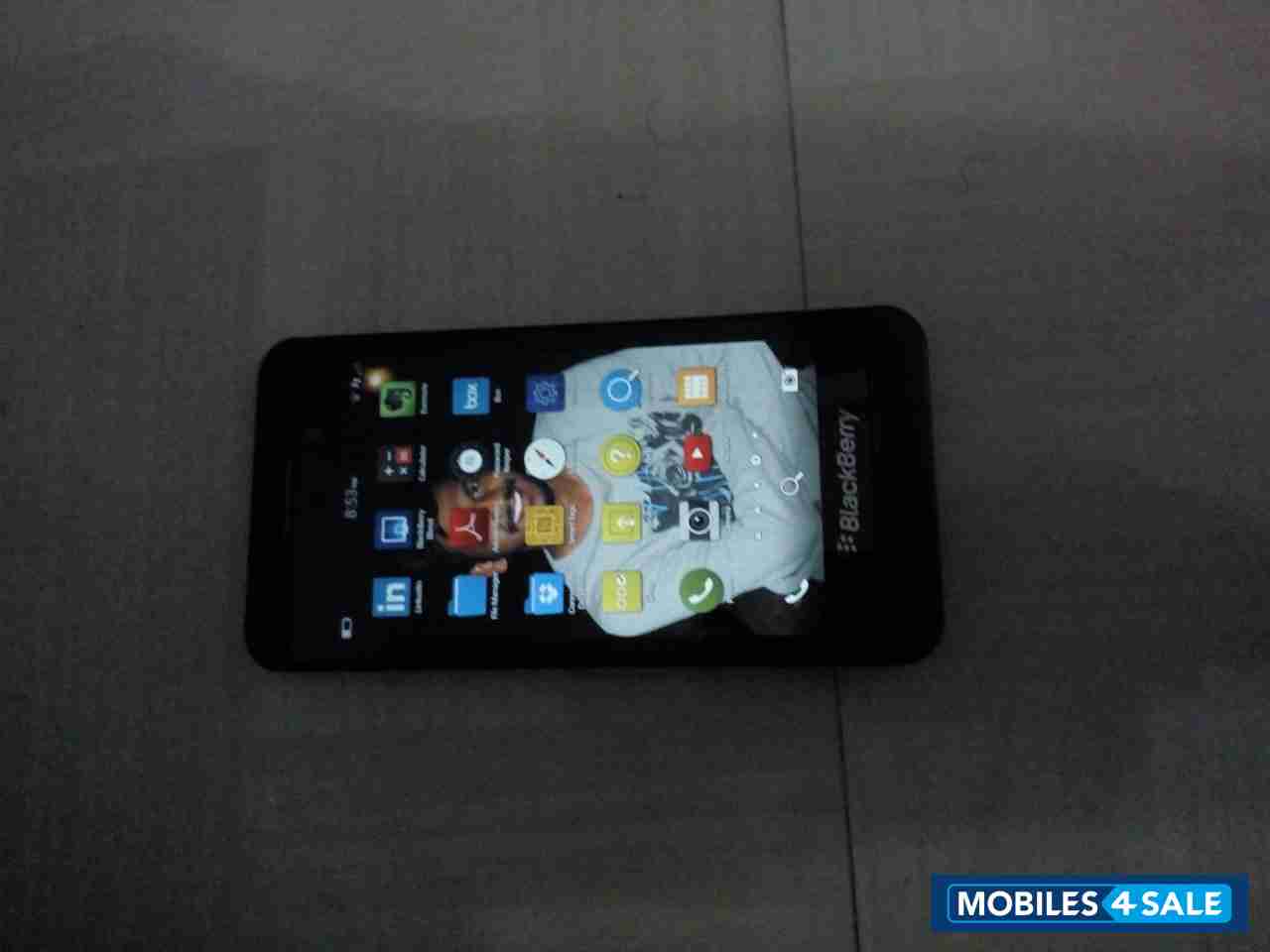 Black BlackBerry Z10