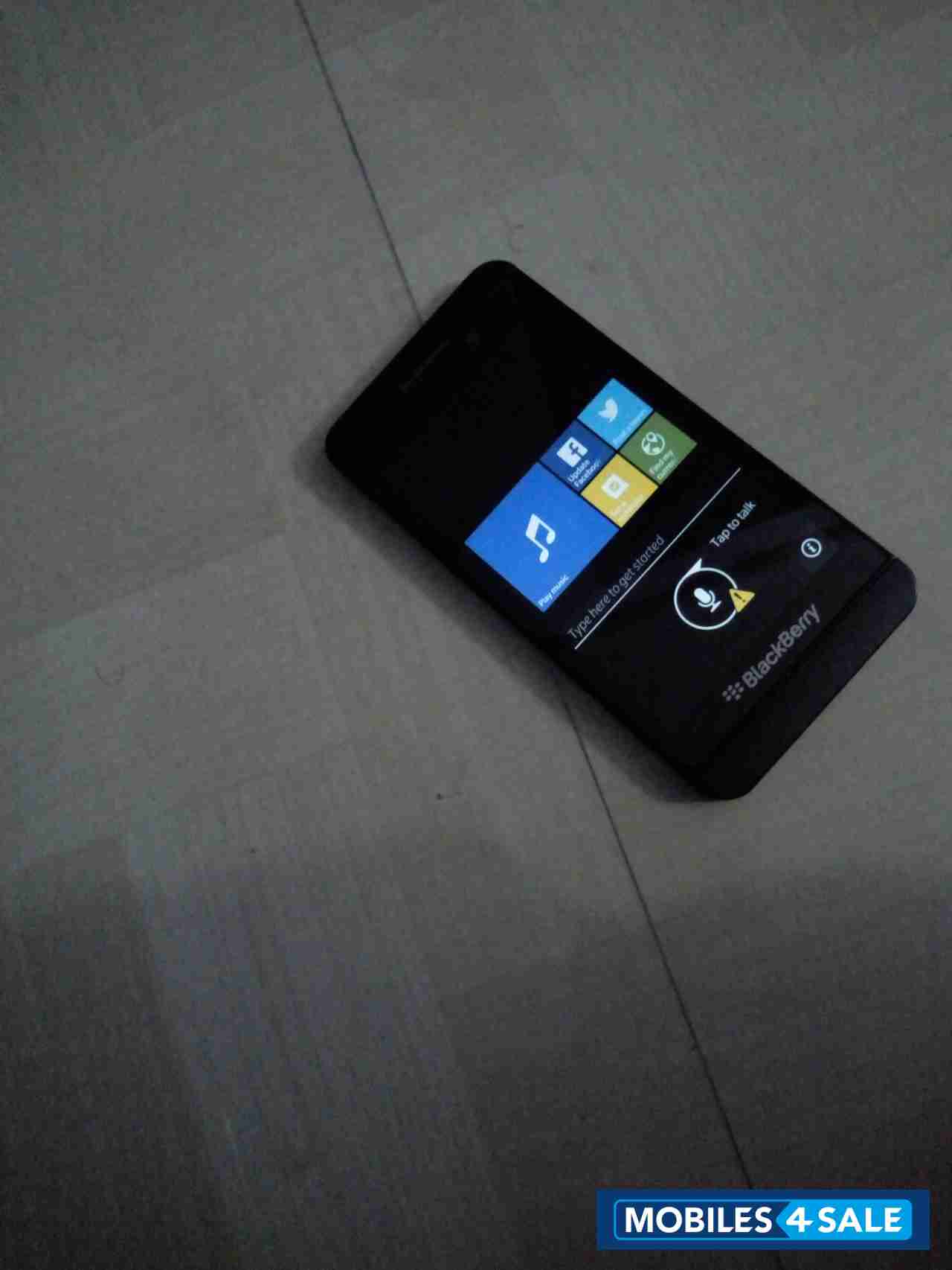 Black BlackBerry Z10