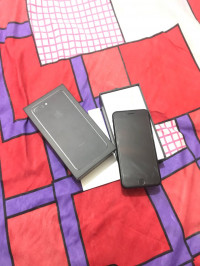 Jet Black Apple iPhone 7 Plus