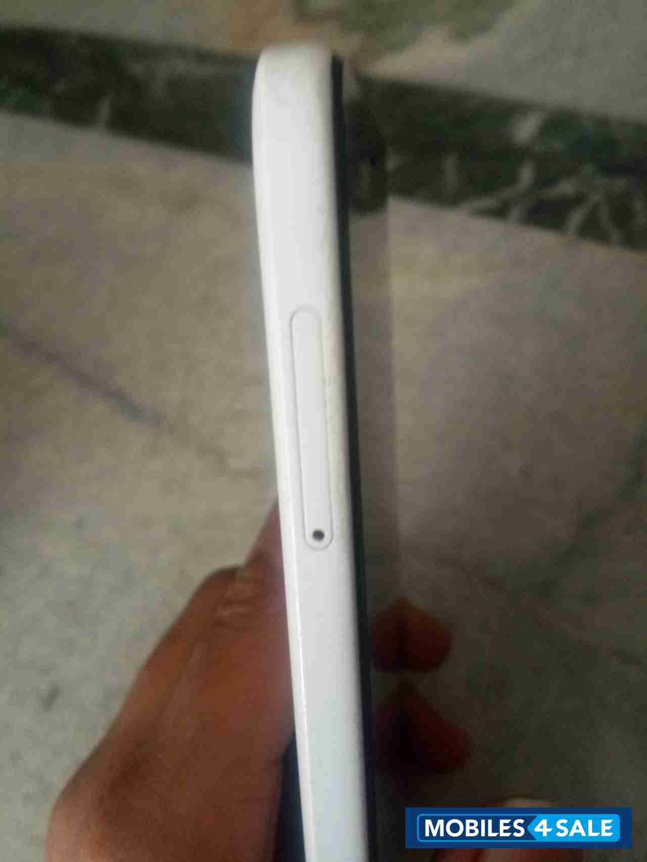 White Xiaomi Mi 4i White Xiaomi Mi 4i
