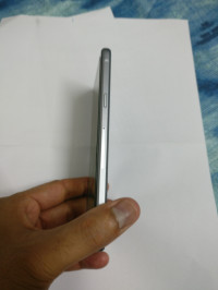 Black Samsung Galaxy A5 2016