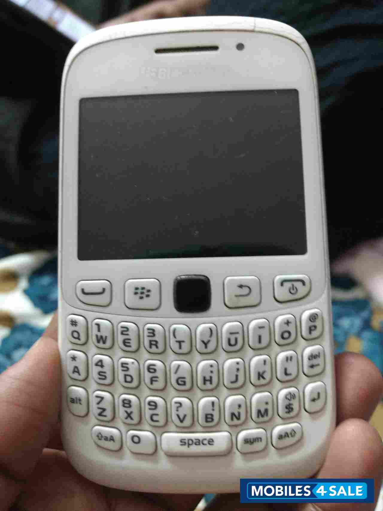 White BlackBerry Curve 8250