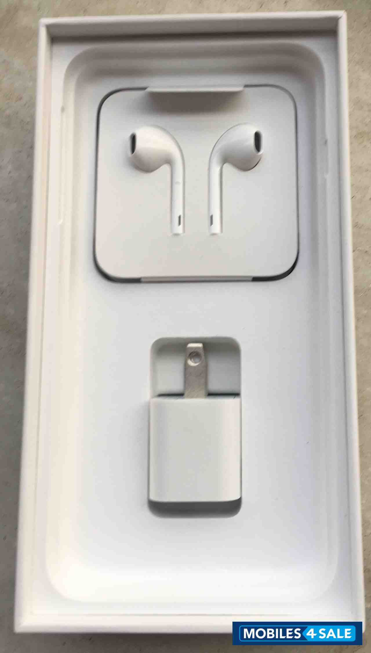 Black Apple iPhone 7 Plus