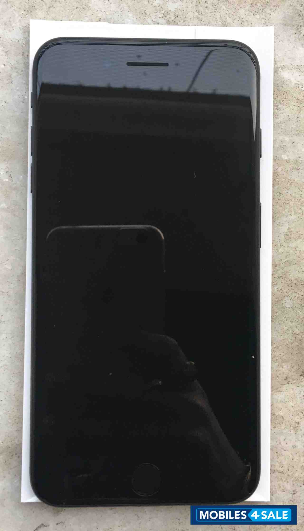 Black Apple iPhone 7 Plus Black Apple iPhone 7 Plus