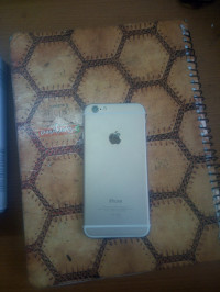 Gold Apple iPhone 6S Plus