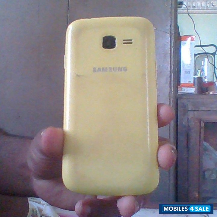 Yellow Samsung GT-series gt-s7262