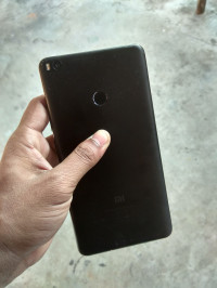 Black Xiaomi Mi Max 2