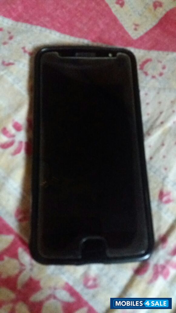 Lunar Grey Motorola Moto G5S