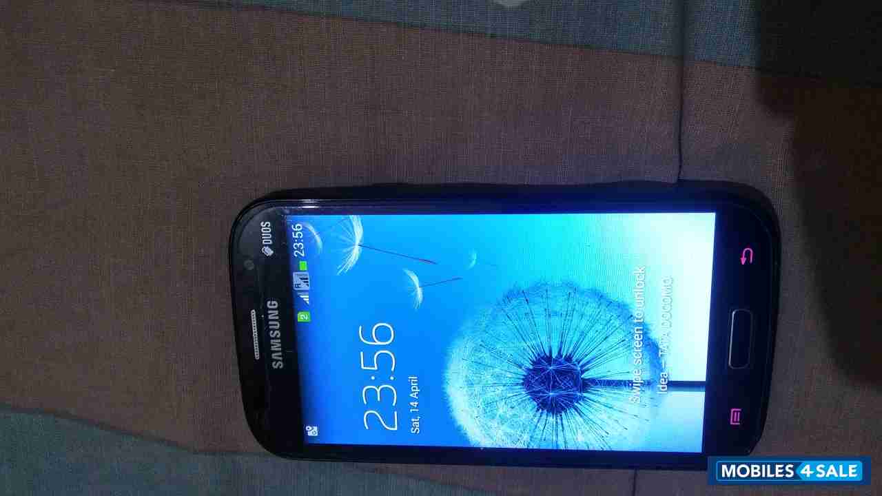 Black Samsung galaxy grand