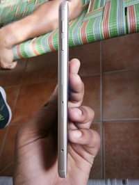 Gold Samsung  J7 prime 32 gb