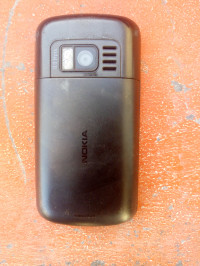 Nokia  C601