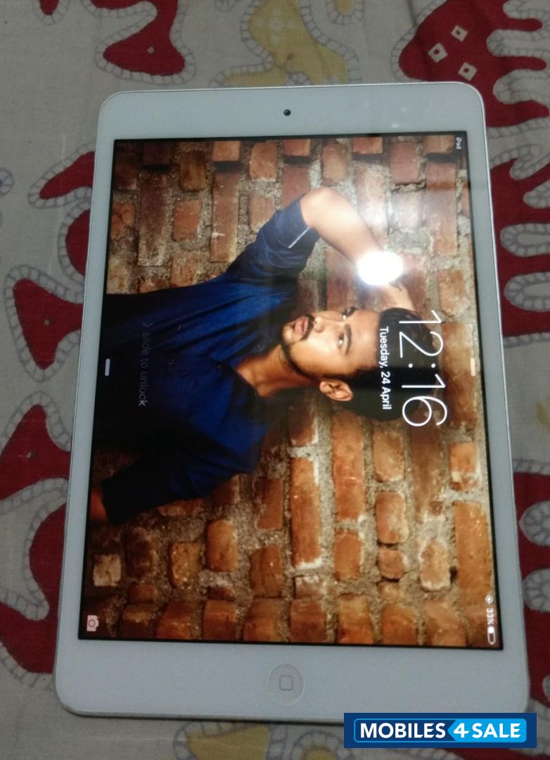 Apple  iPad mini 16gb wifi