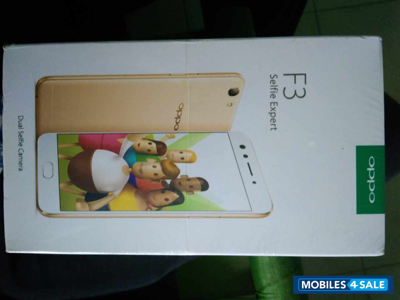 Oppo  F3 selfie expert