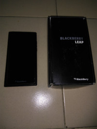 BlackBerry  Leap