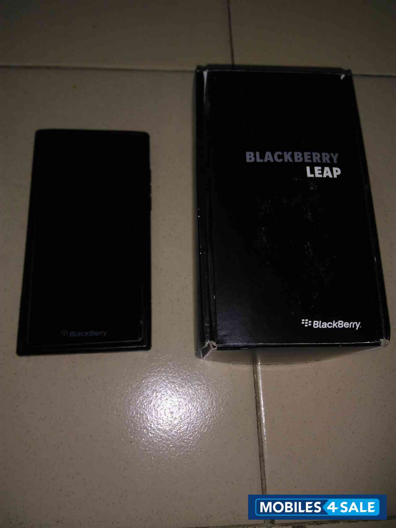 BlackBerry  Leap