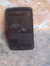 Black Intex star 2g