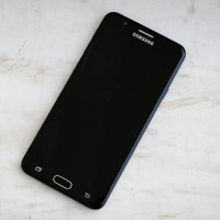 Black Samsung Galaxy J7 Prime