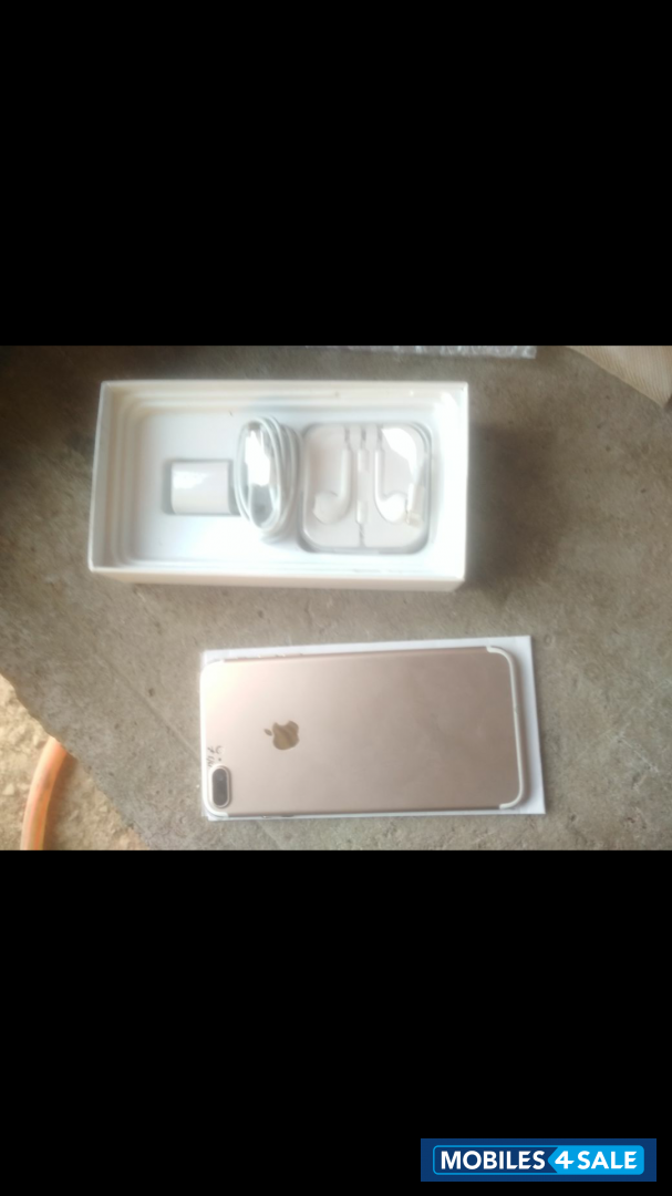 Gold Apple  Iphone 7 plus replica