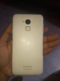 White Coolpad Note 3