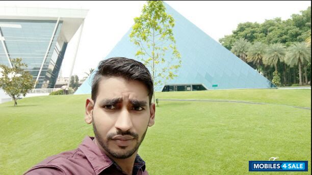 Samsung Galaxy j7 pro