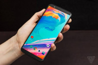 OnePlus  Oneplus5T