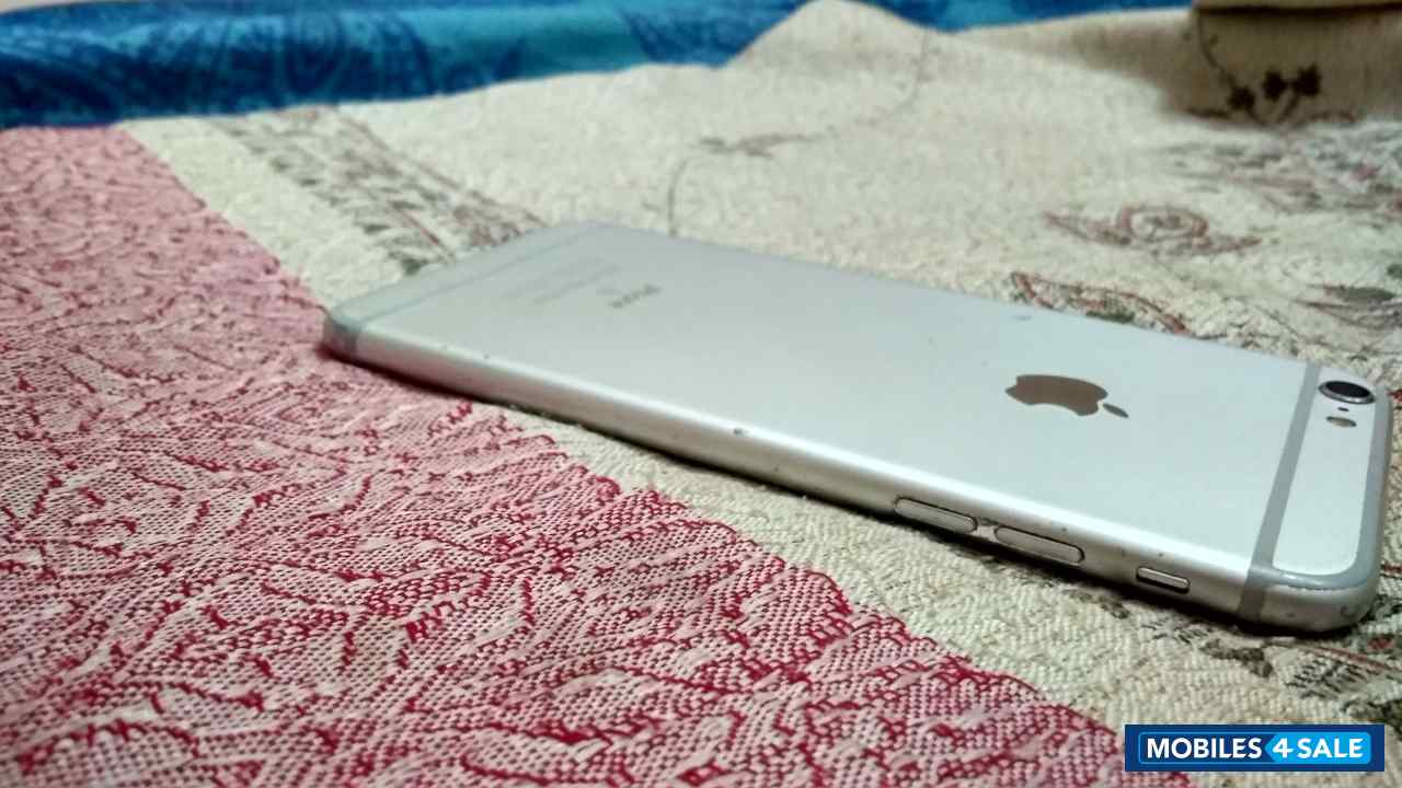 Silver Apple iPhone 6S Plus