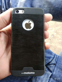 Silver Apple iPhone SE