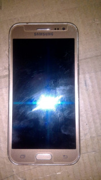 Samsung  galaxy j2