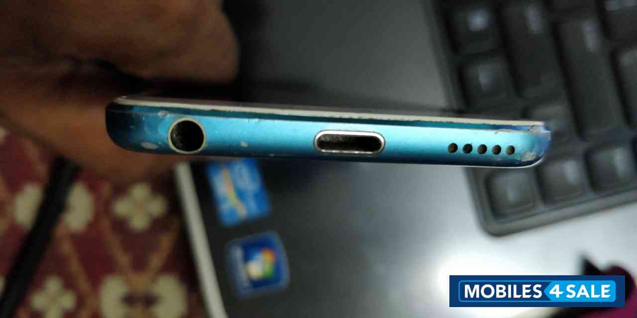 Apple  Ipod 5th generation