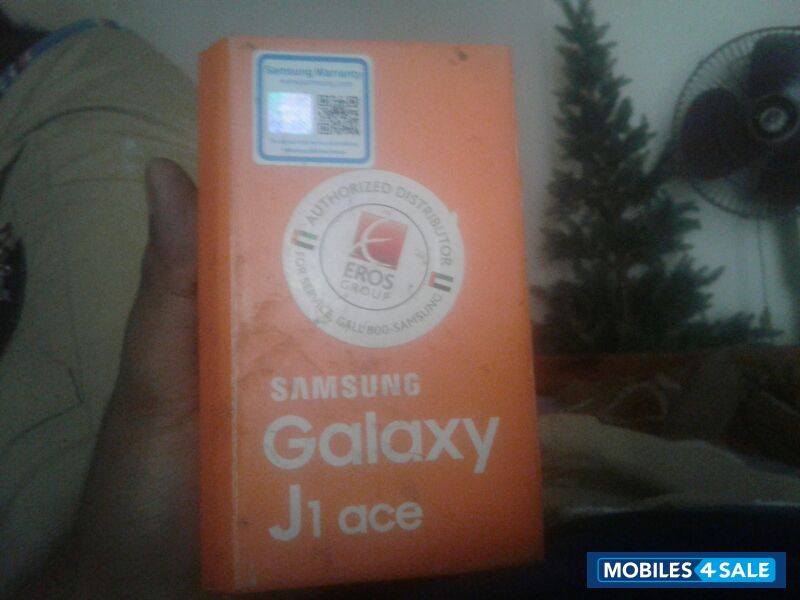 Samsung  Galaxy J1ace