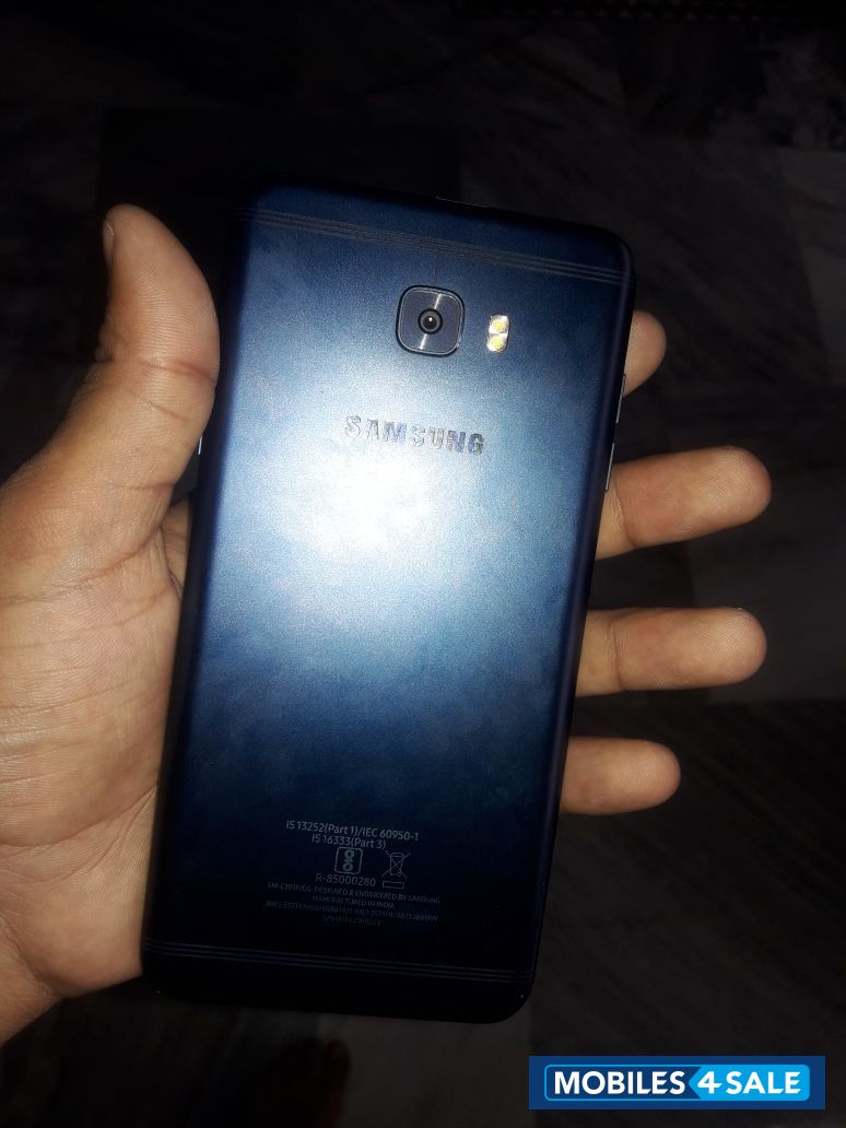 Samsung  Galaxy c7 pro