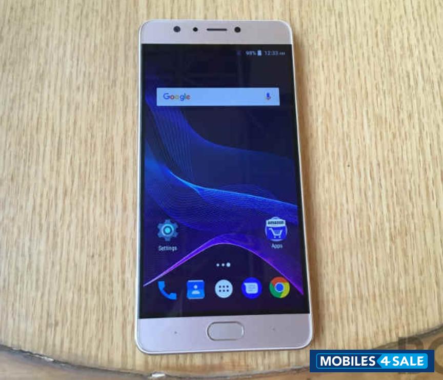 Golden Panasonic Eluga Ray 700