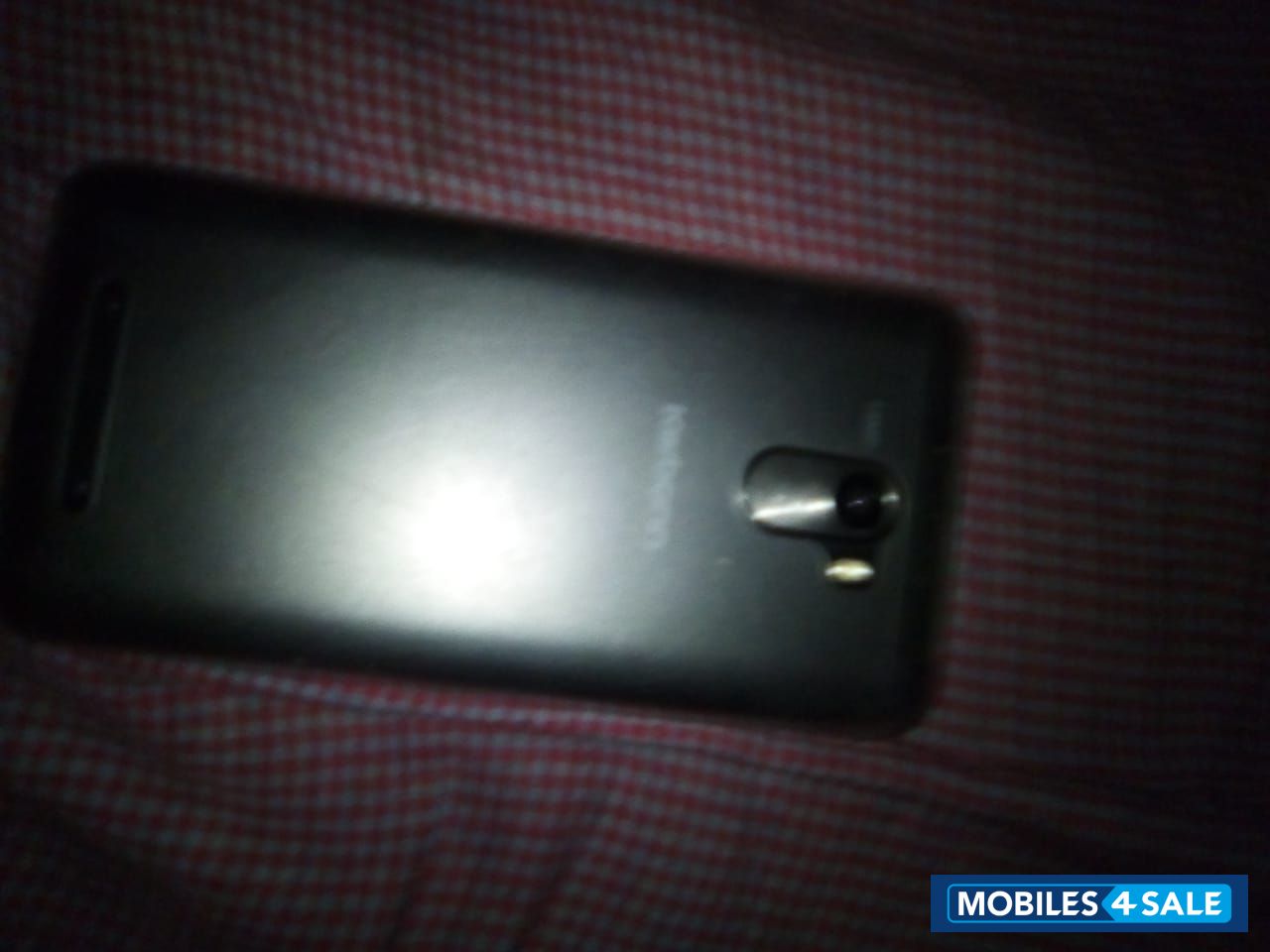 Black Karbonn  Titanium jumboo