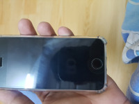 Apple  IPhone se 32gb