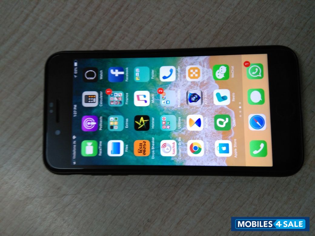 Black Mate Apple  IPHONE 7 PLUS