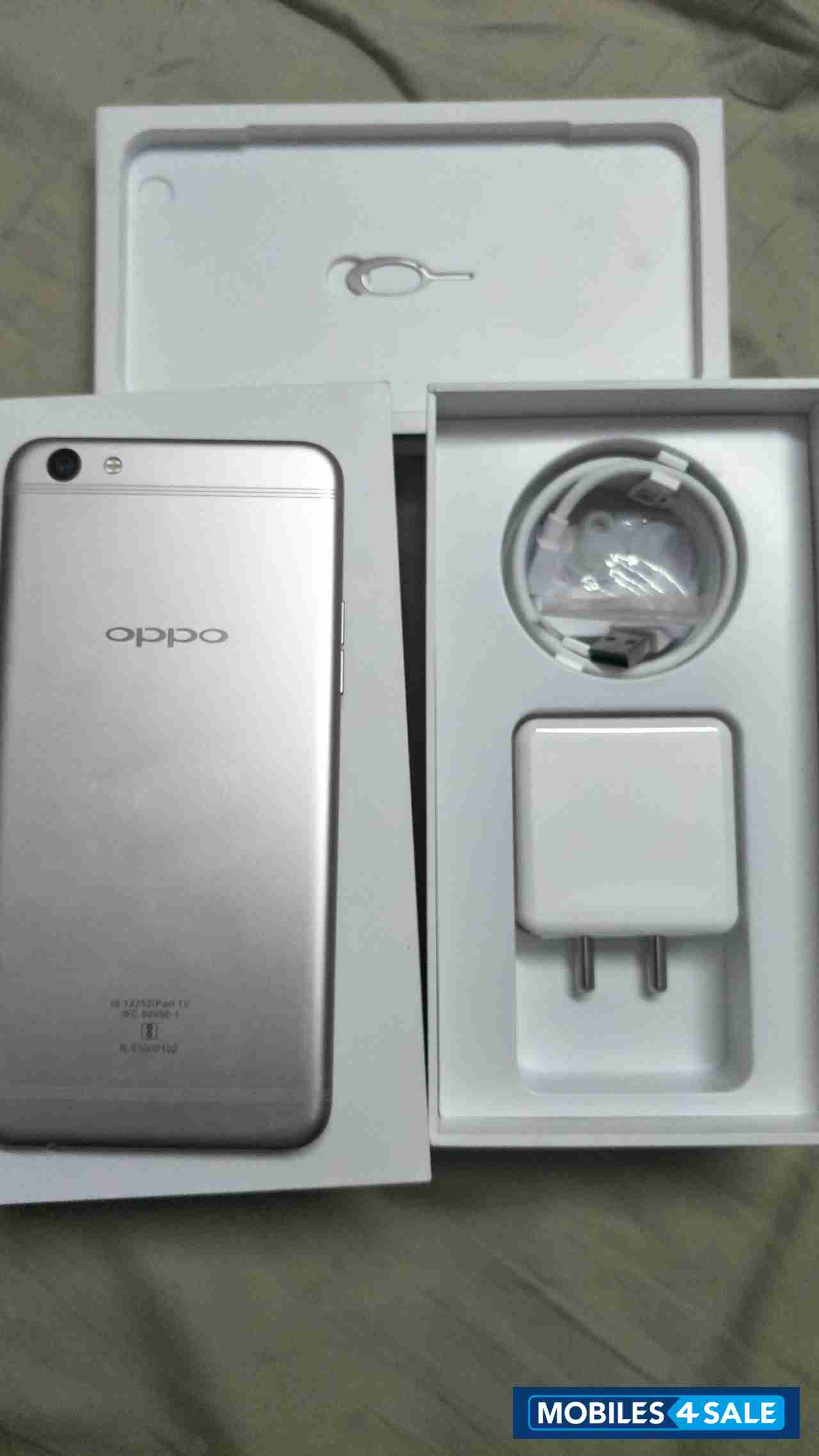 Oppo  F3 plus
