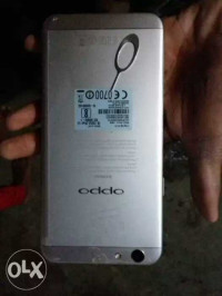 Oppo  F1s