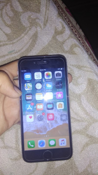 Silver Apple  I phone 6 64 gb