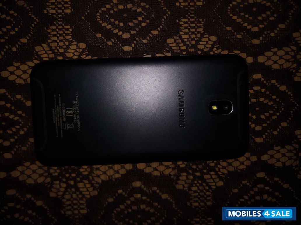 Samsung Galaxy j7 pro