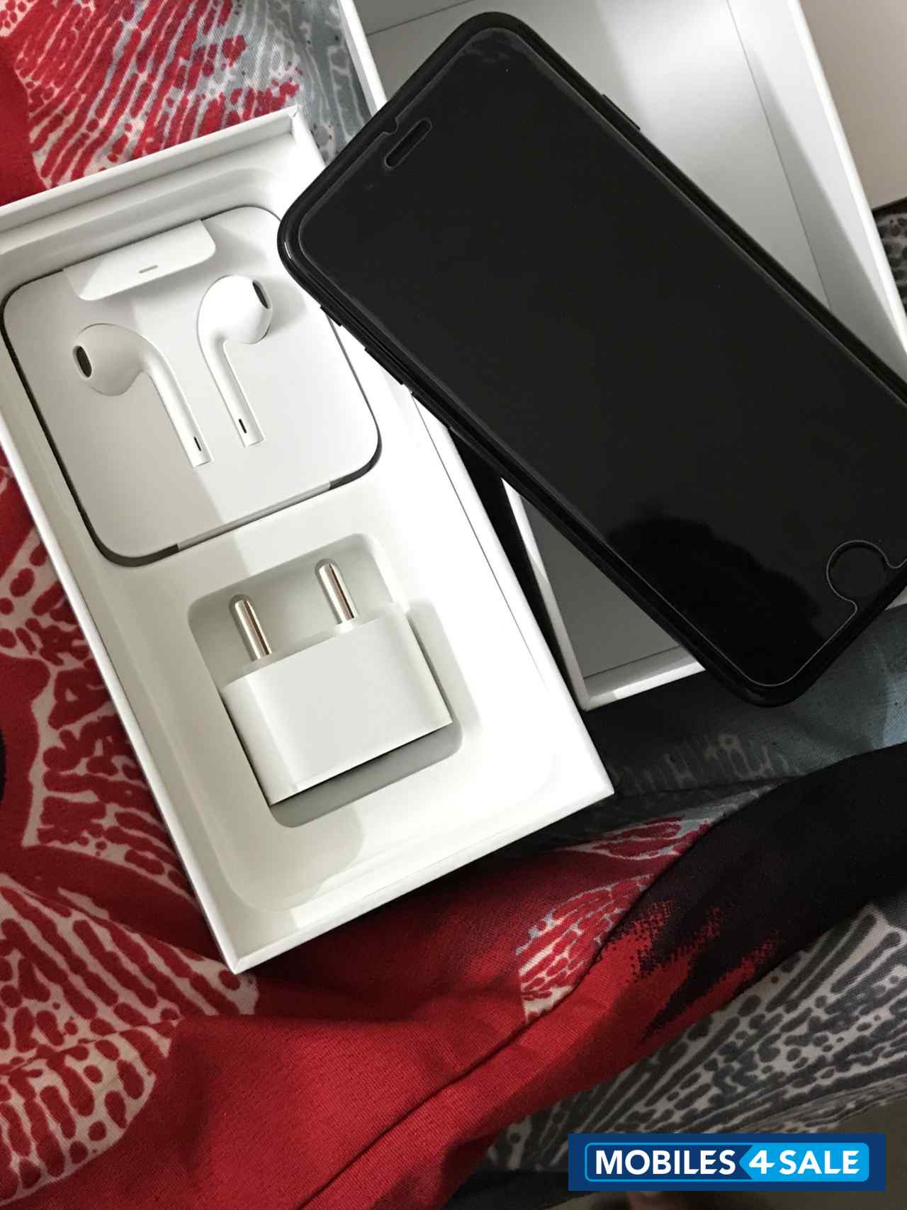 Apple I phone 7 128 gb