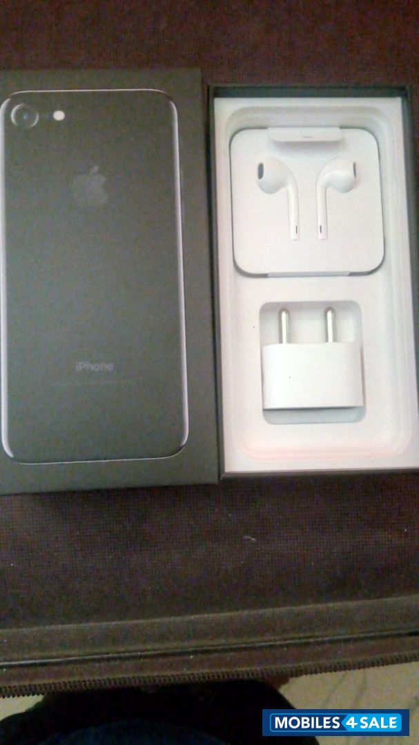 Apple  I phone7 32gb