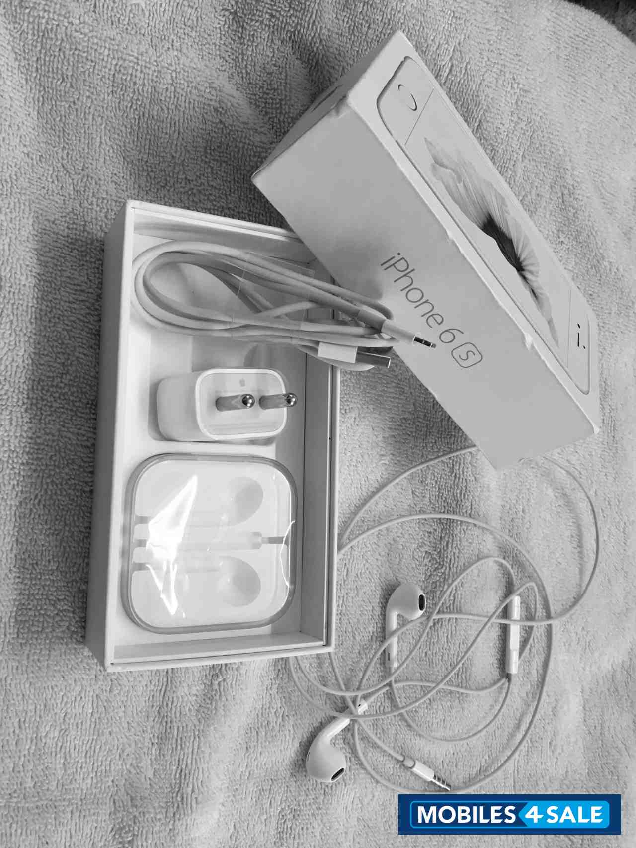 Gold Apple iPhone 6s 32GB GOLD