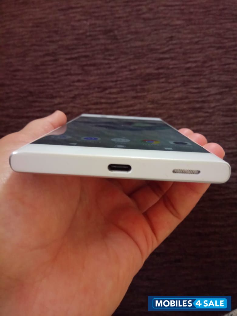 White Sony  Xperia XA1 ultra Dual