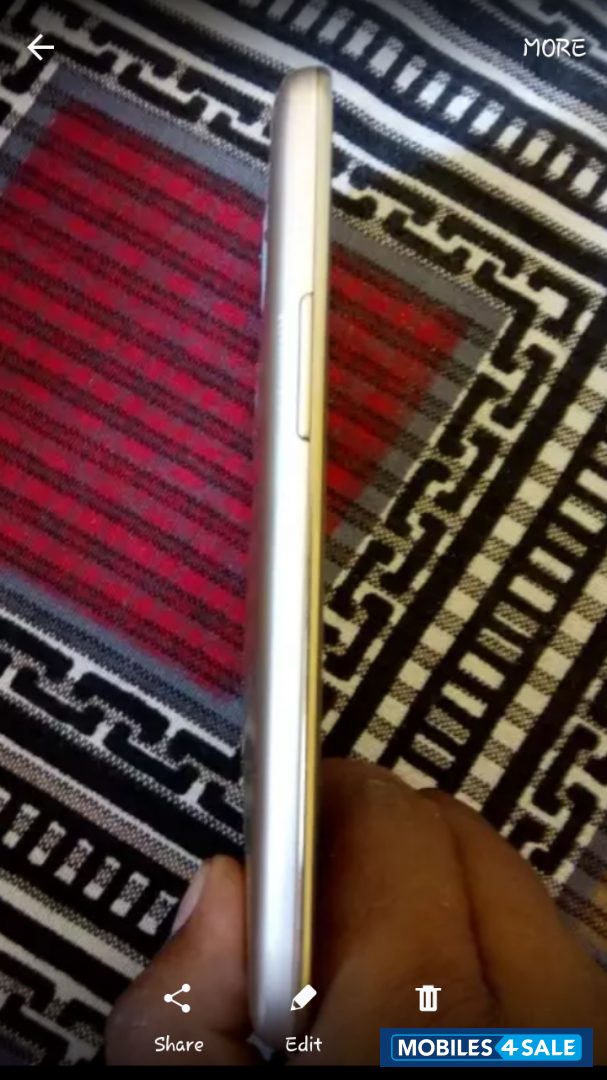 Samsung  Galaxy j2 pro