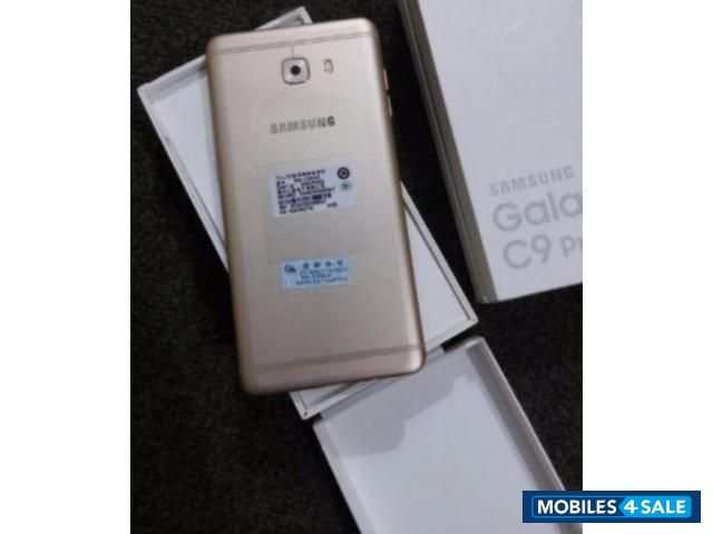 Samsung Galaxy c9 pro