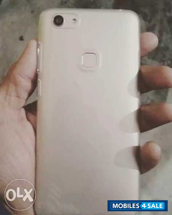 Vivo  V7