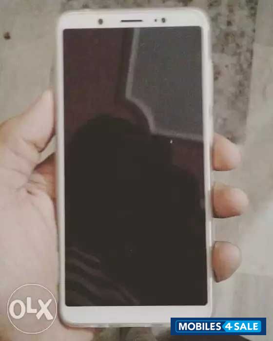 Vivo  V7