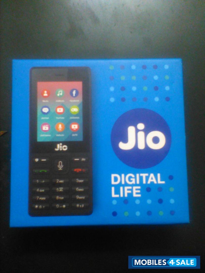 Jio  smart feature phone f120b